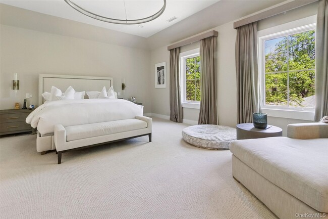 Building Photo - 1 Stonewall Ln