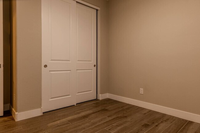 Building Photo - 9701 E Spiral Ave