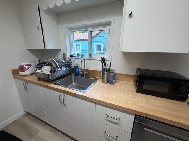 Building Photo - 226 NE 92nd St