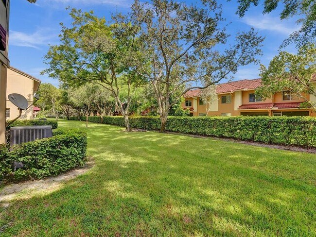Building Photo - 9113 Vineyard Lake Dr