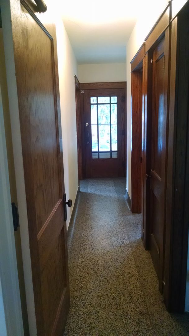 Building Photo - 4BR Home Near Olbrich Gardens & Garver Feed Mill