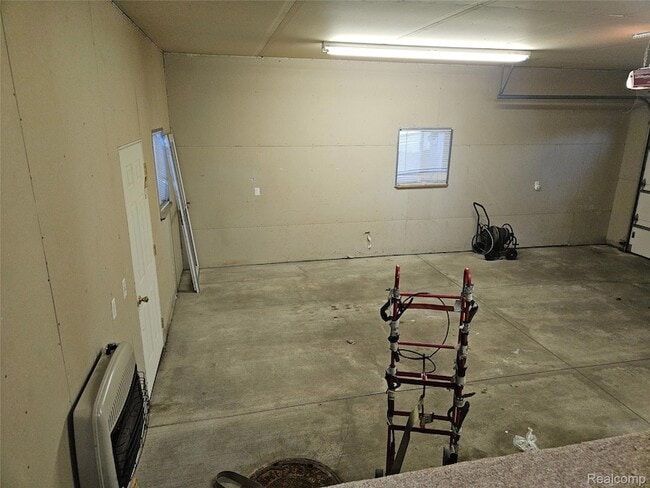 Building Photo - 312 Black Oak Ct