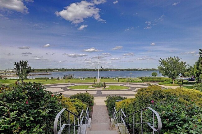 Building Photo - 1180 Narragansett Blvd