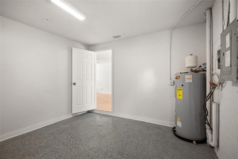 Building Photo - 9049 Orchid Dr