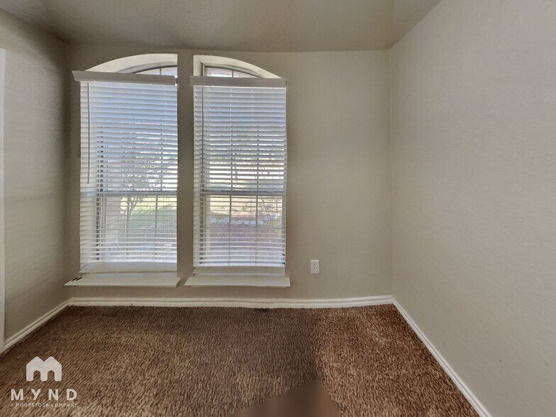 Building Photo - 10224 Ash Creek Ln
