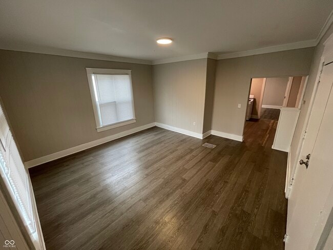 Building Photo - 129 W Hendricks St