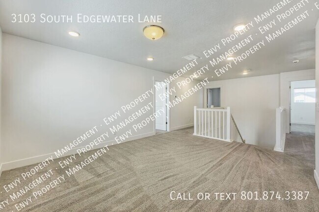 Building Photo - 3103 S Edgewater Ln