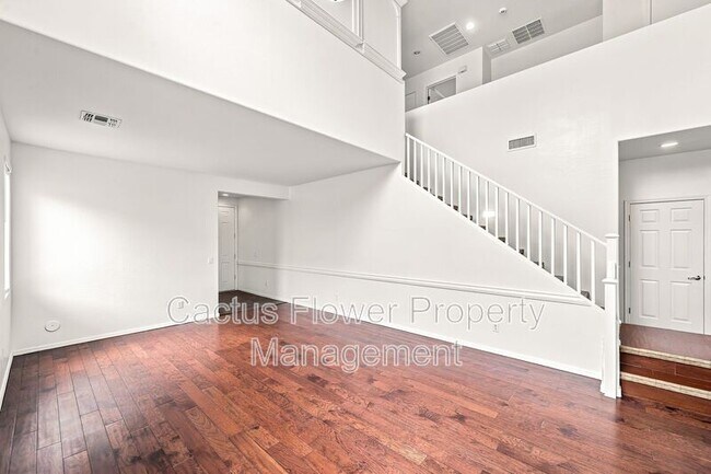 Building Photo - 3628 E Janelle Way