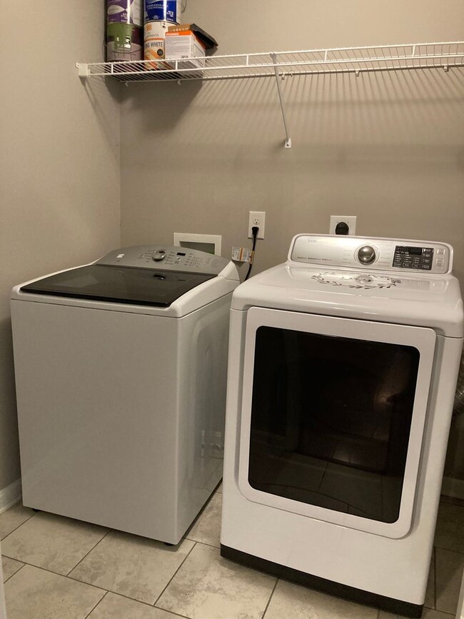 Building Photo - New & Improved Price!