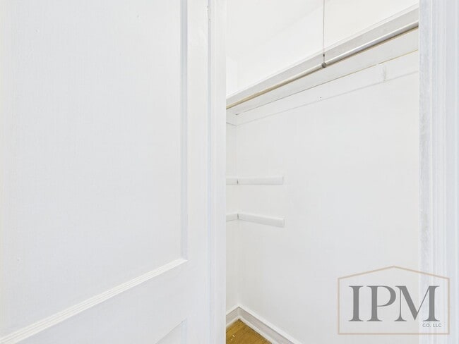 Building Photo - Coming Soon- Charming 3 Bedroom, 1.5 Bath ...