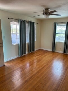 Building Photo - 902 S Fremont Ave