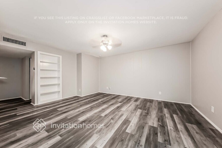 Building Photo - 2709 Clover Valley Dr