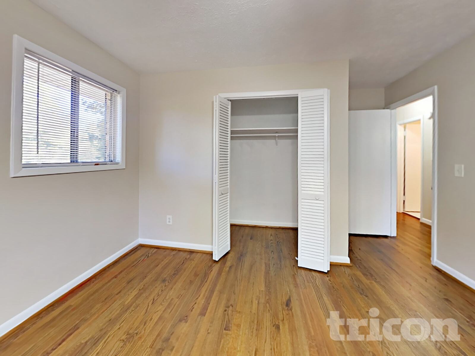 Building Photo - 543 Barbashela Cir