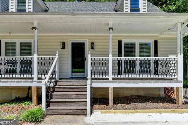 Building Photo - 1530 Plunketts Rd
