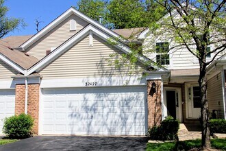 Building Photo - 32427 N Mackinac Ln