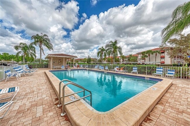 Building Photo - 6501 Stone River Rd