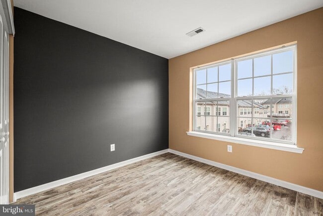 Building Photo - 222 South St