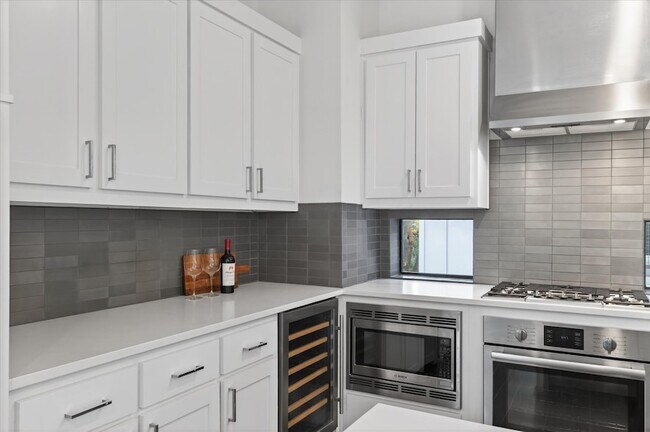 Building Photo - 4905 Camdale Ct