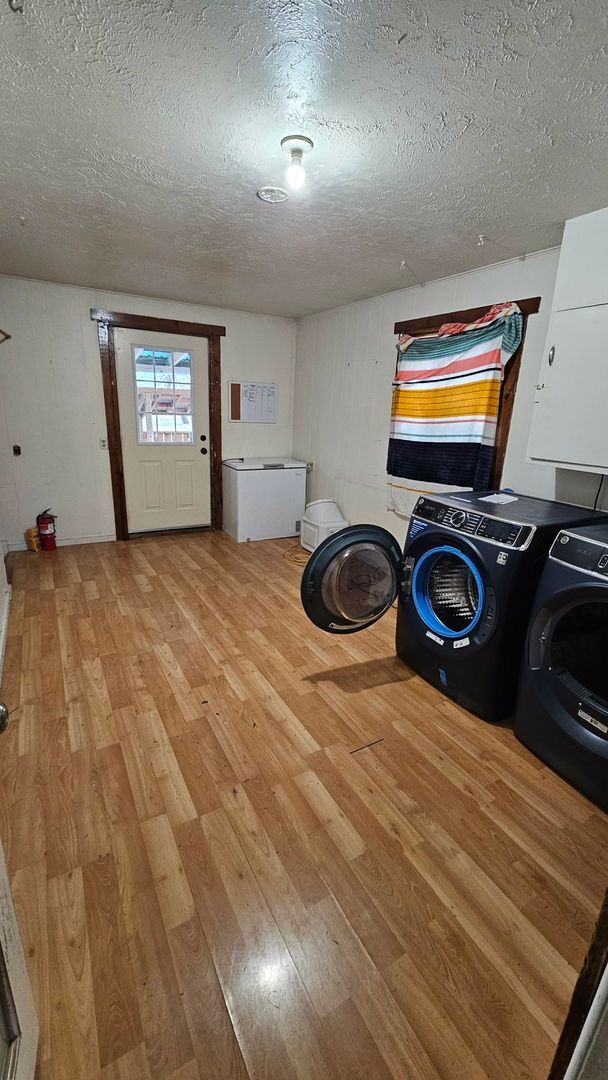 Building Photo - Farm House in Arlee