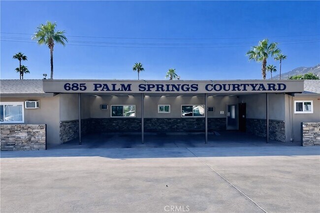 Building Photo - 685 E Vista Chino