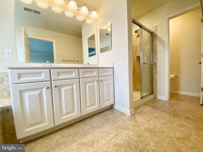 Building Photo - 24622 Seacliff Terrace