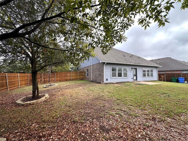 Building Photo - 4601 Tiddle Ln