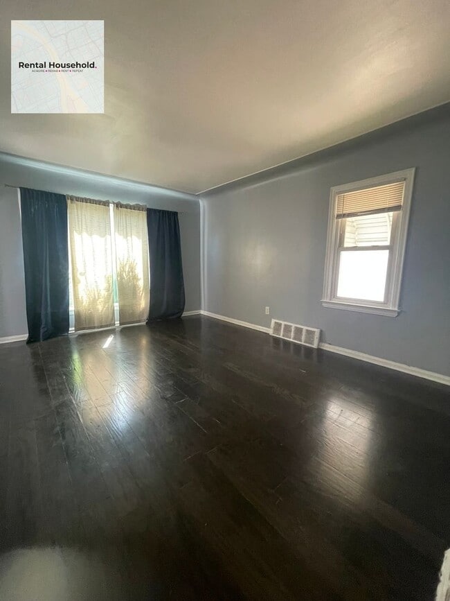 Building Photo - Cozy 3-Bedroom Bungalow for Rent: A Perfect Place to Call Home (SECTION 8-Preferred)