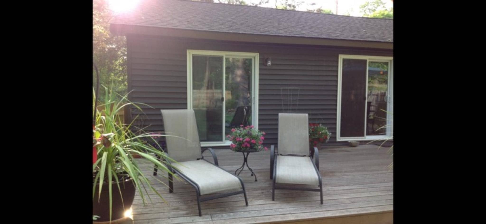 Building Photo - 128 N Putt Corners Rd