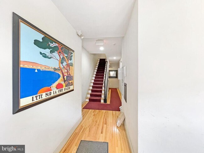 Building Photo - 1367 Florida Ave NE