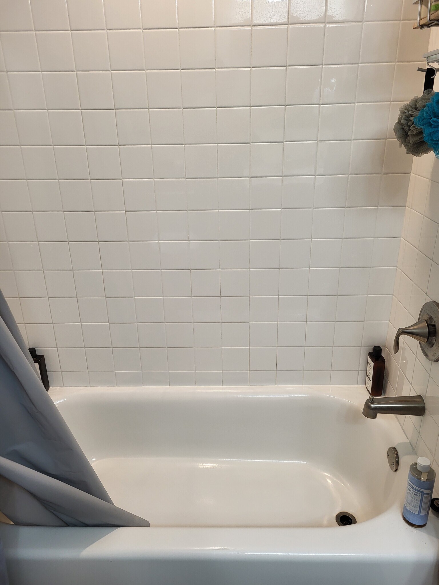 Building Photo - 437 Main St