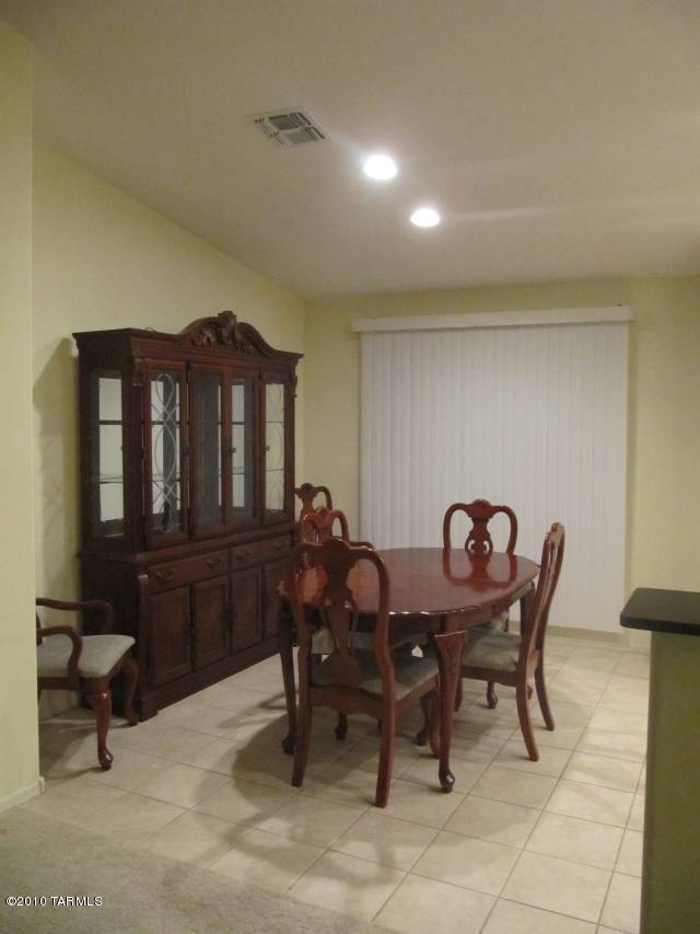 Building Photo - 12822 E Red Iron Trail