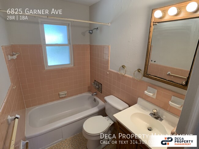 Building Photo - 2 Bedroom House