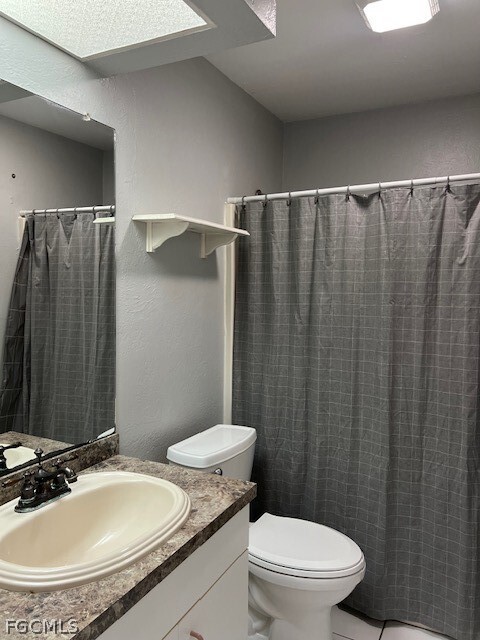 Building Photo - 17557 Duquesne Rd