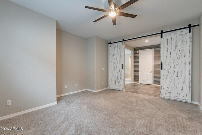 Building Photo - 11628 W Andrew Ln