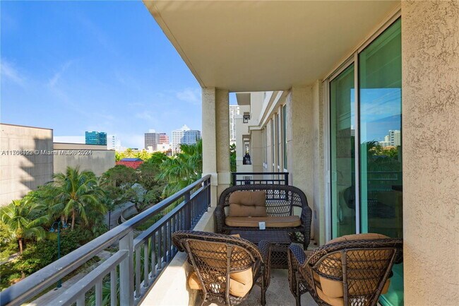 Building Photo - 610 W Las Olas Blvd