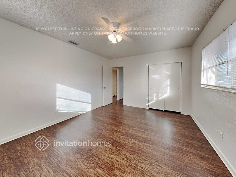 Building Photo - 8500 Jacaranda Ave