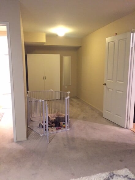 Building Photo - 4501 Cedros Ave