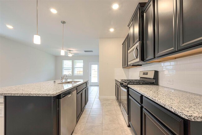 Building Photo - 17478 Buckeye Br