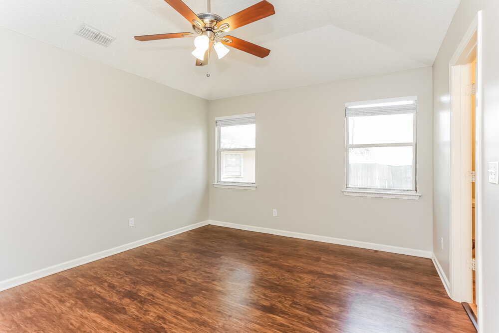 Building Photo - 3250 Guernsey Ct