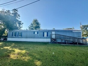 Building Photo - 1007 Spooner St