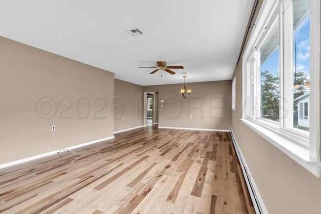 Building Photo - 24 Liberta Dr