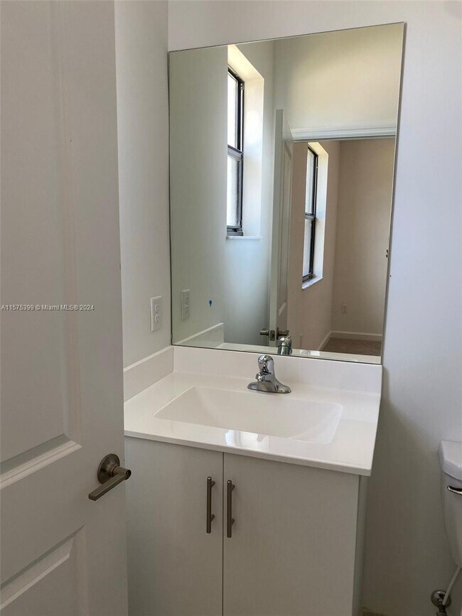 Building Photo - 13334 SW 287th Ter