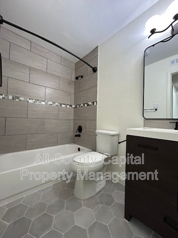 Building Photo - 3438 Willowrun Dr