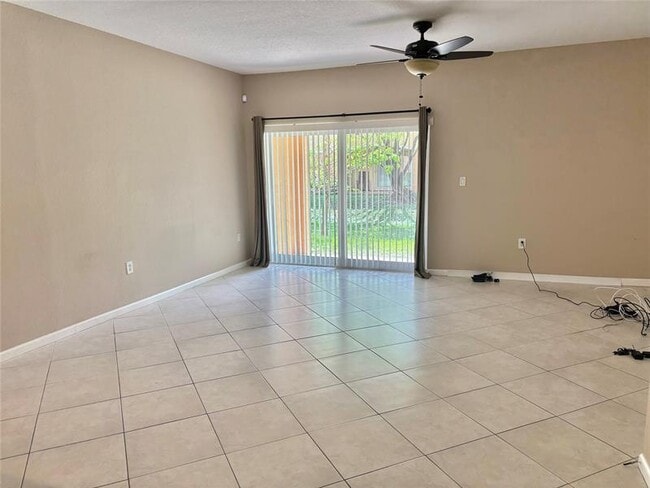 Building Photo - 5730 Tuscany Terrace