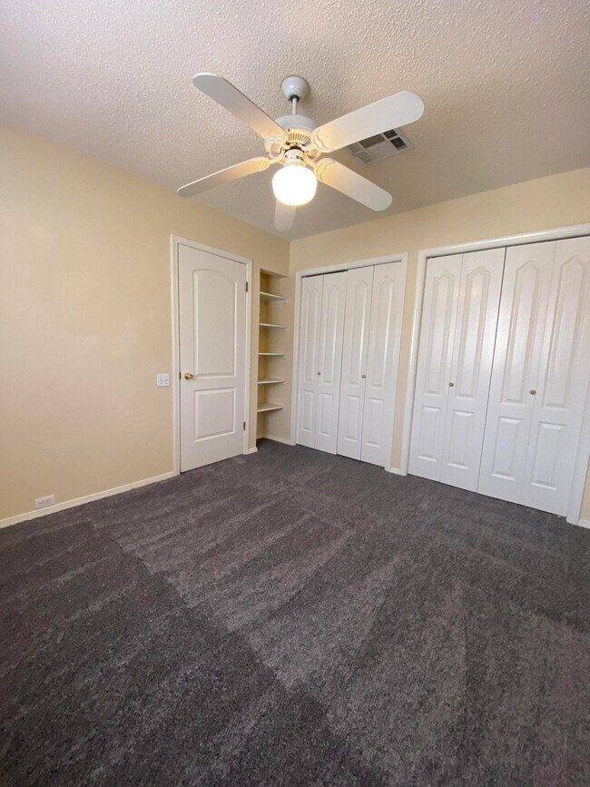 Building Photo - 7408 Big Bend Dr