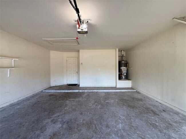 Building Photo - 20742 May Showers Cir