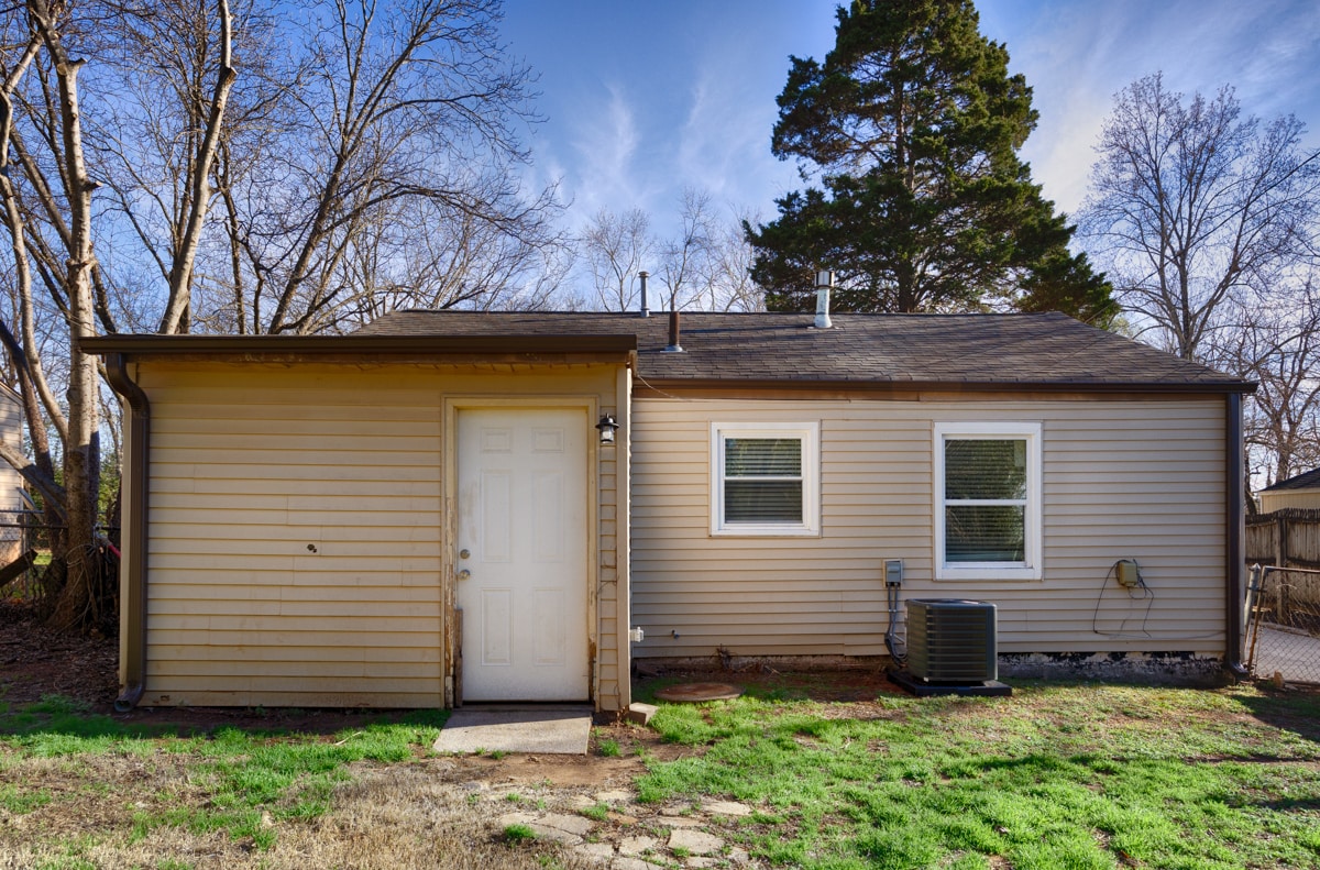 Building Photo - 4306 9th Ave