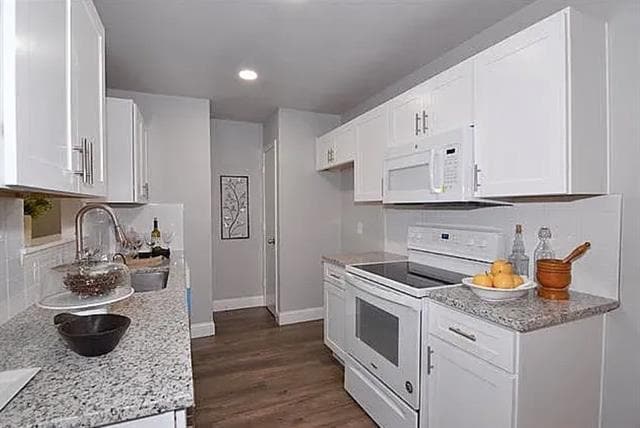 Building Photo - 3105 Medina St