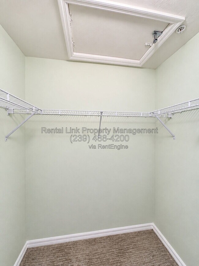Building Photo - 21350 Lancaster Run