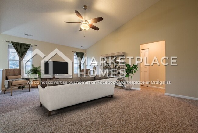 Building Photo - 5264 Brassie Dr